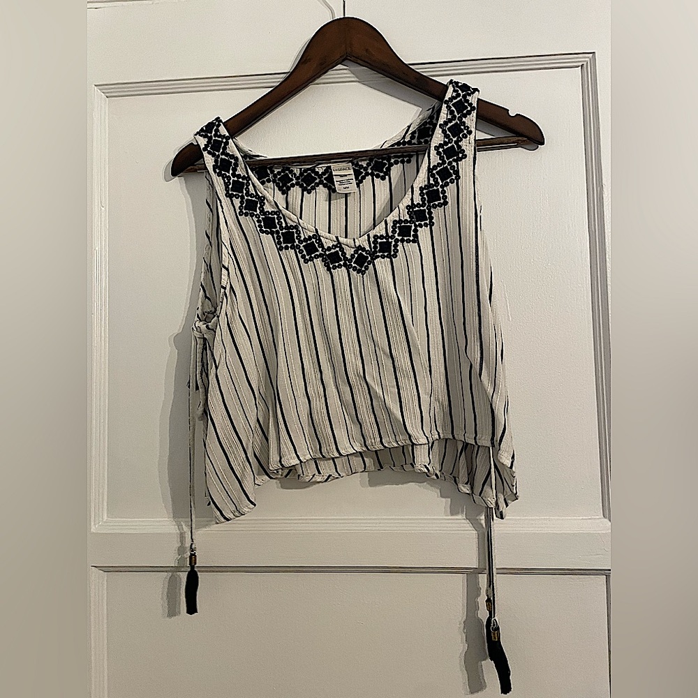 Embroidered crop top